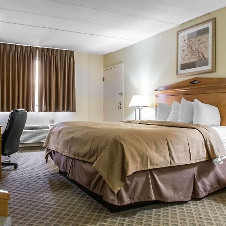 Quality Inn & Suites Fairview  Bagian luar foto