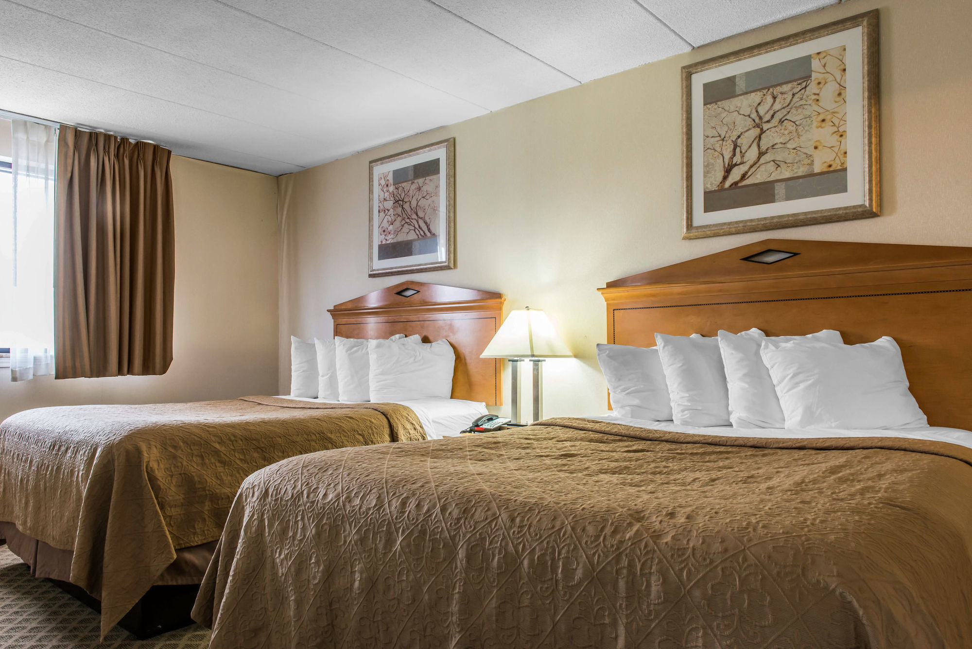 Quality Inn & Suites Fairview  Ruang foto