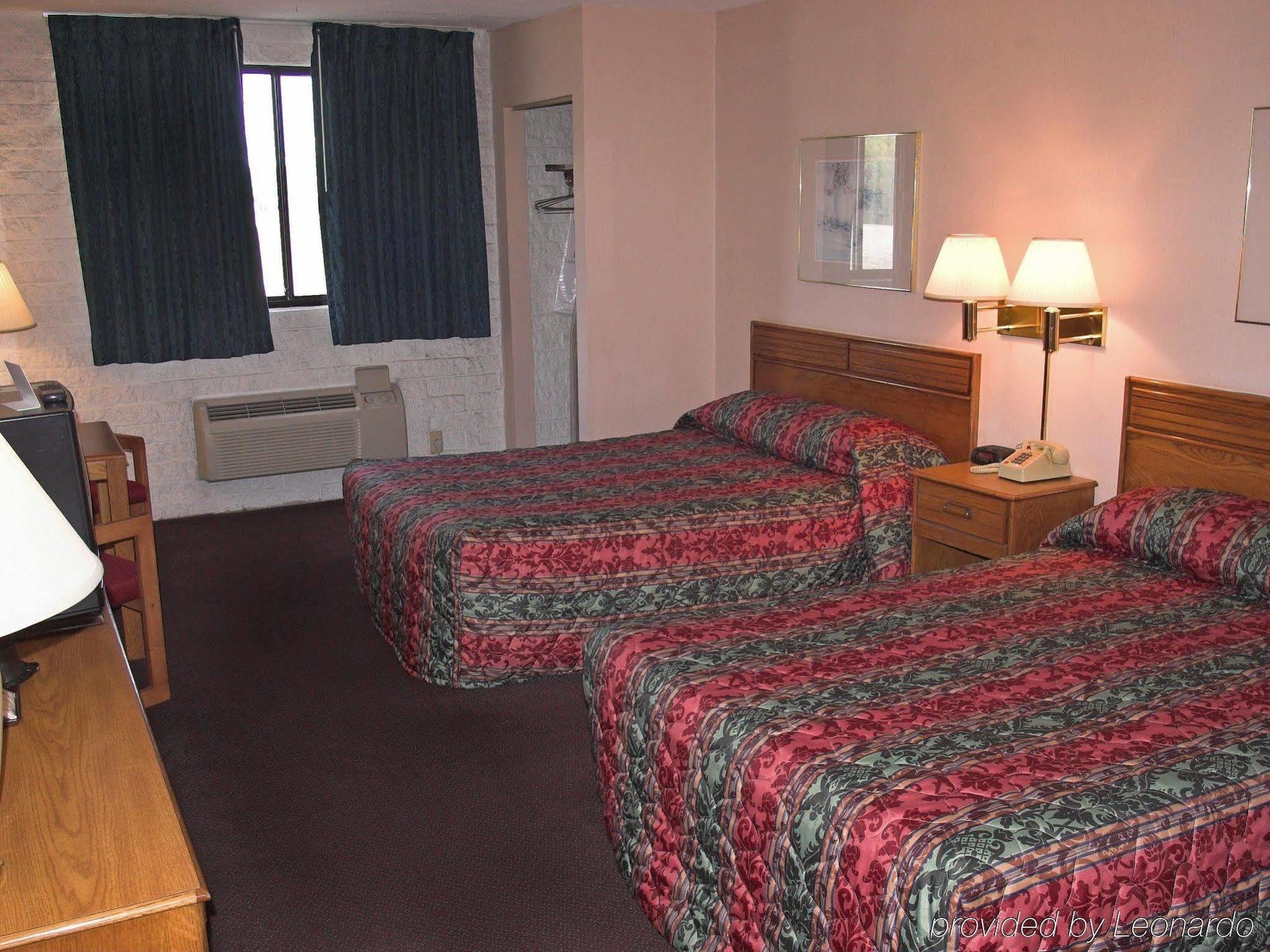 Quality Inn & Suites Fairview  Bagian luar foto