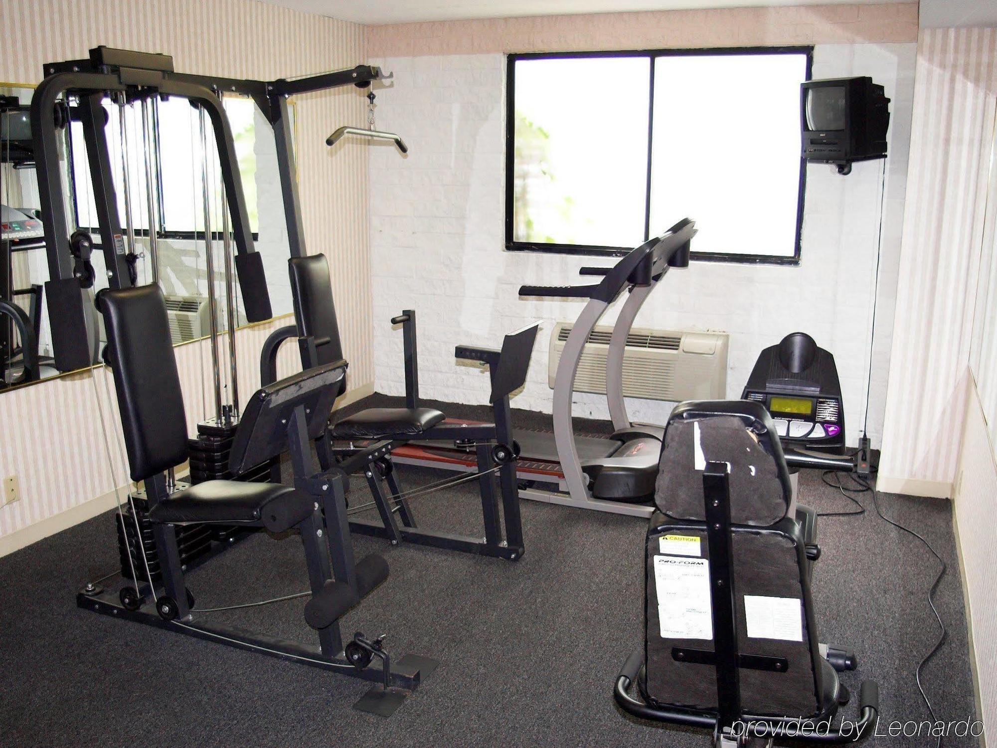 Quality Inn & Suites Fairview  Bagian luar foto
